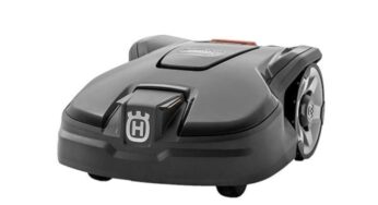 Masina electrica robotizata de tuns gazonul Husqvarna Automower 305, 3 lame de taiere, 22 cm latime lucru, 50 mm inaltime maxima taiere Husqvarna — Caracteristici, Păreri & Preț Actualizat